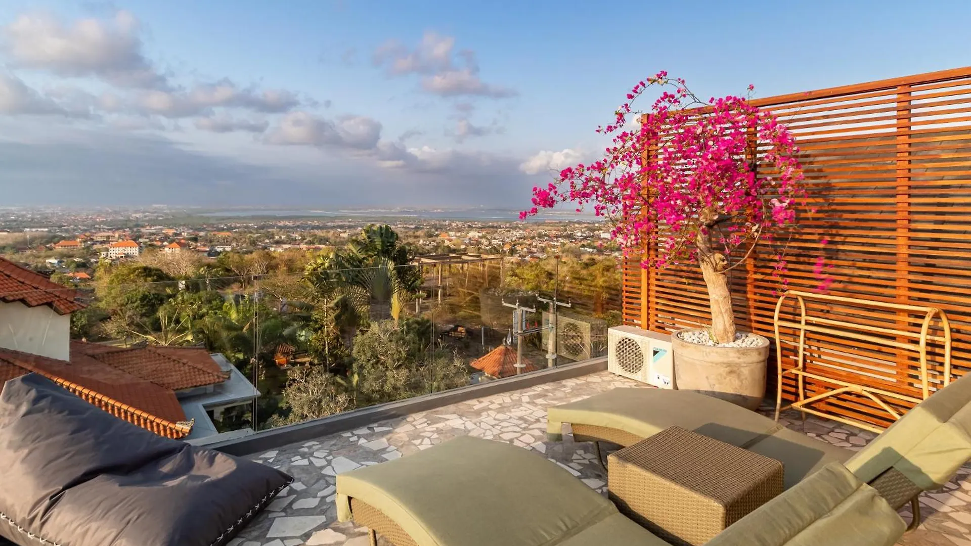 The Swan - Private Luxury Villa Suites 1, 2 & 3 Ungasan