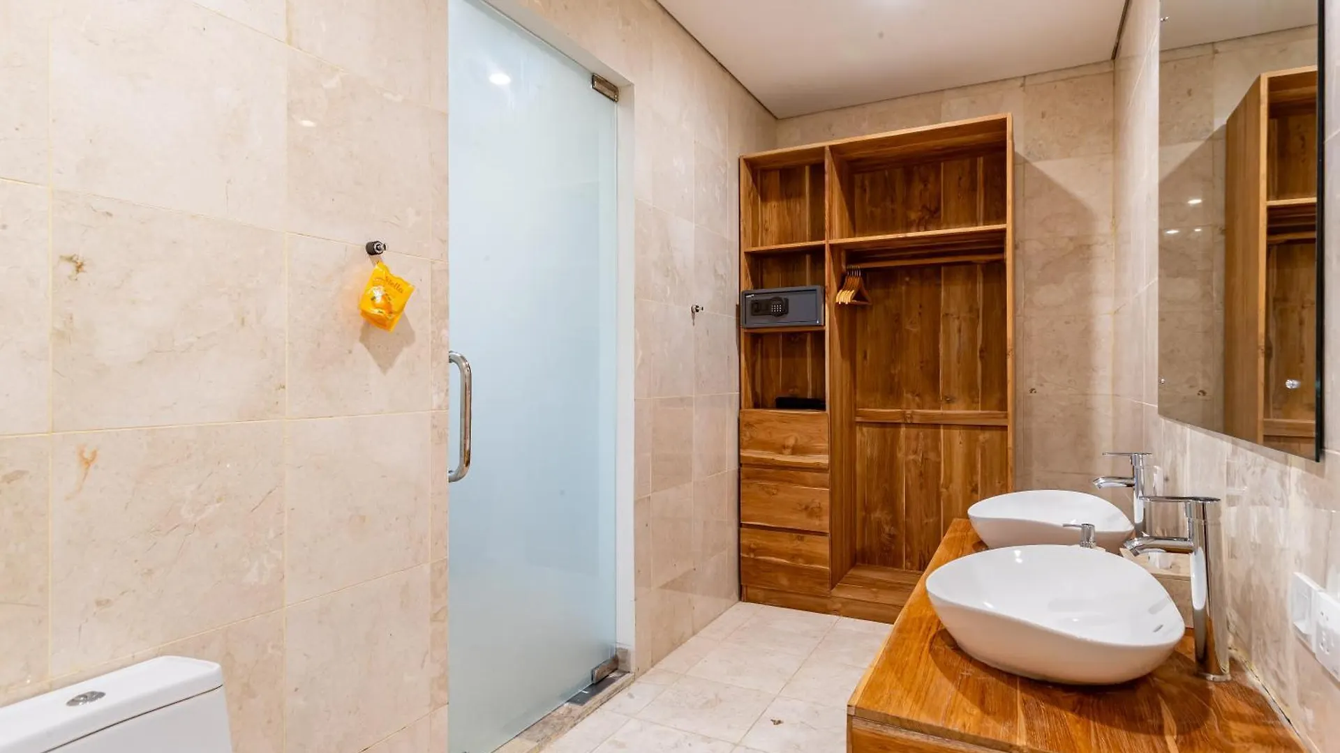 The Swan - Private Luxury Villa Suites 1, 2 & 3 Ungasan   Ungasan (Bali)