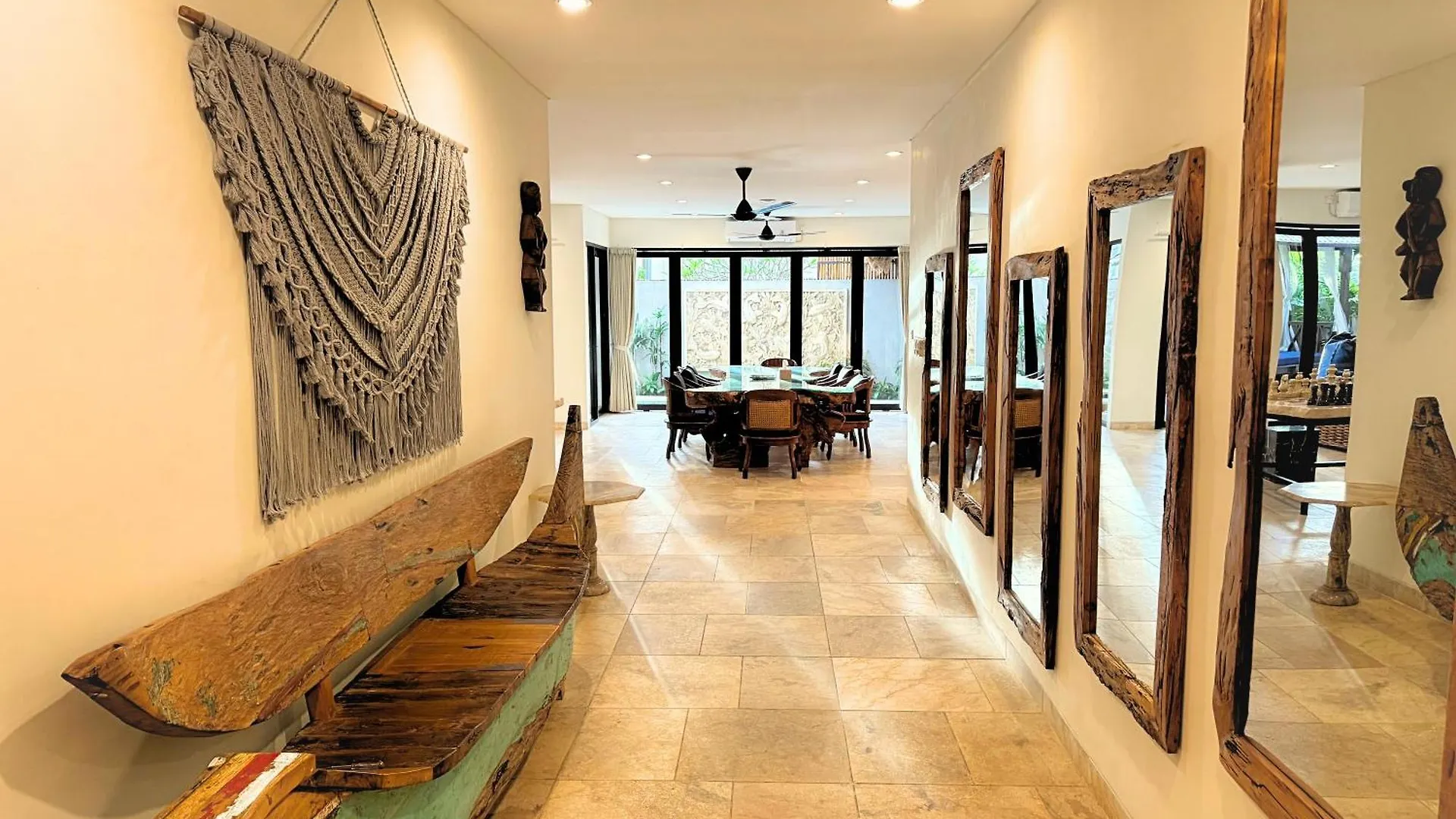 The Swan - Private Luxury Villa Suites 1, 2 & 3 Ungasan  0*, Ungasan (Bali) Indonesia