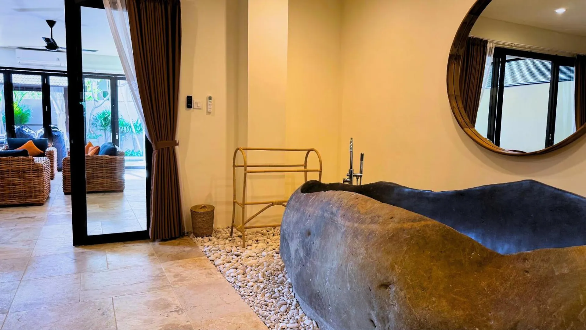 The Swan - Private Luxury Villa Suites 1, 2 & 3 Ungasan  Ungasan (Bali)