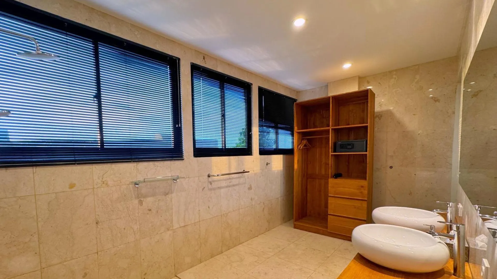 The Swan - Private Luxury Villa Suites 1, 2 & 3 Ungasan  Ungasan (Bali)