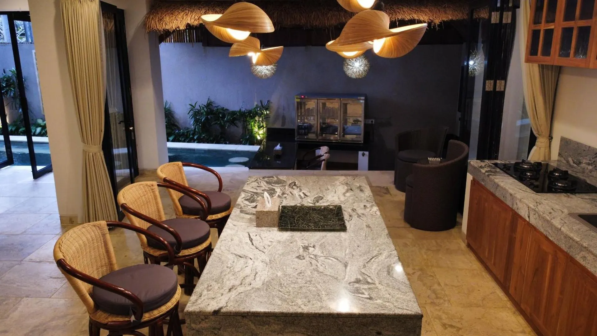 The Swan - Private Luxury Villa Suites 1, 2 & 3 Ungasan