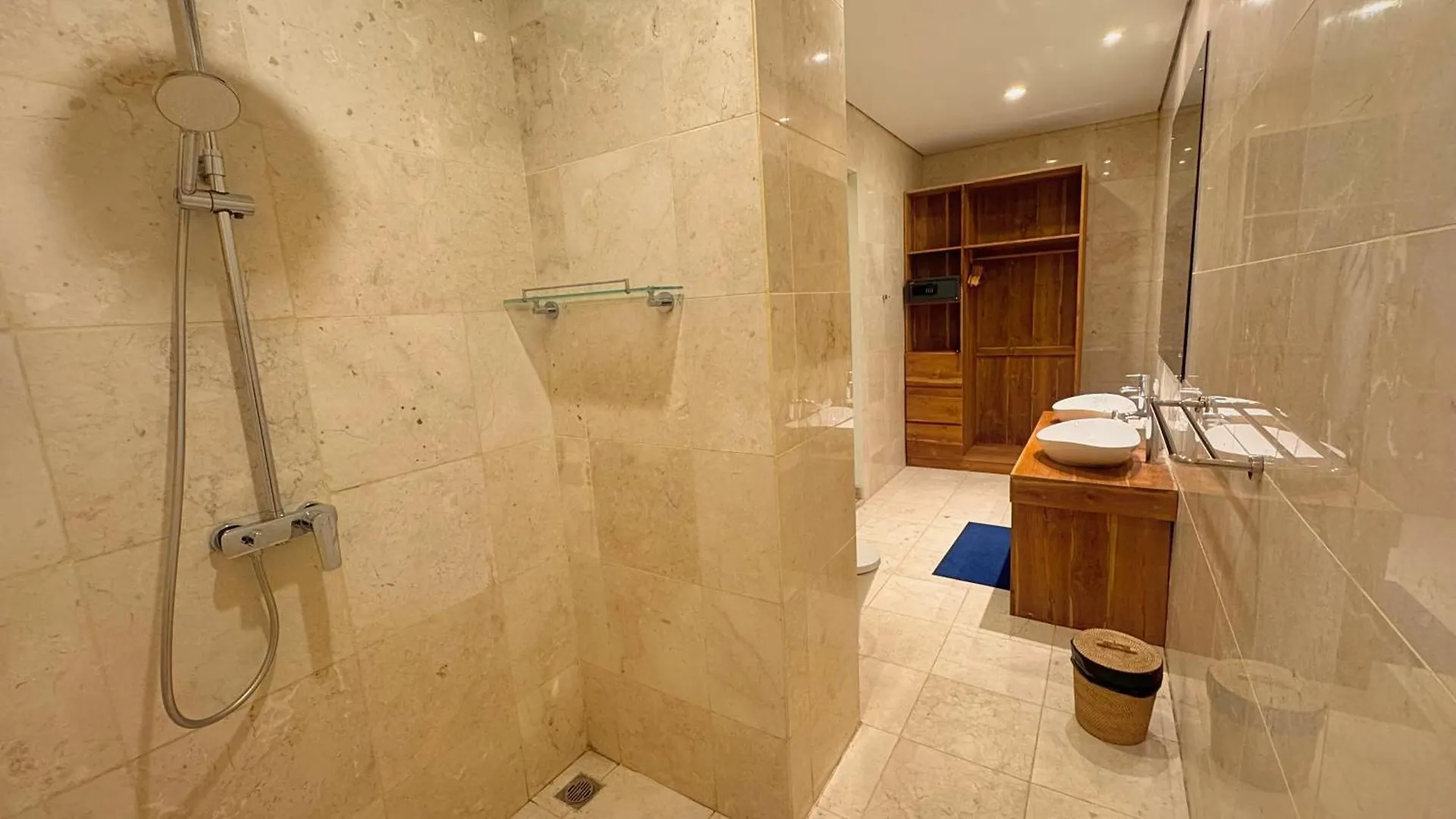 The Swan - Private Luxury Villa Suites 1, 2 & 3 Ungasan  Indonesia