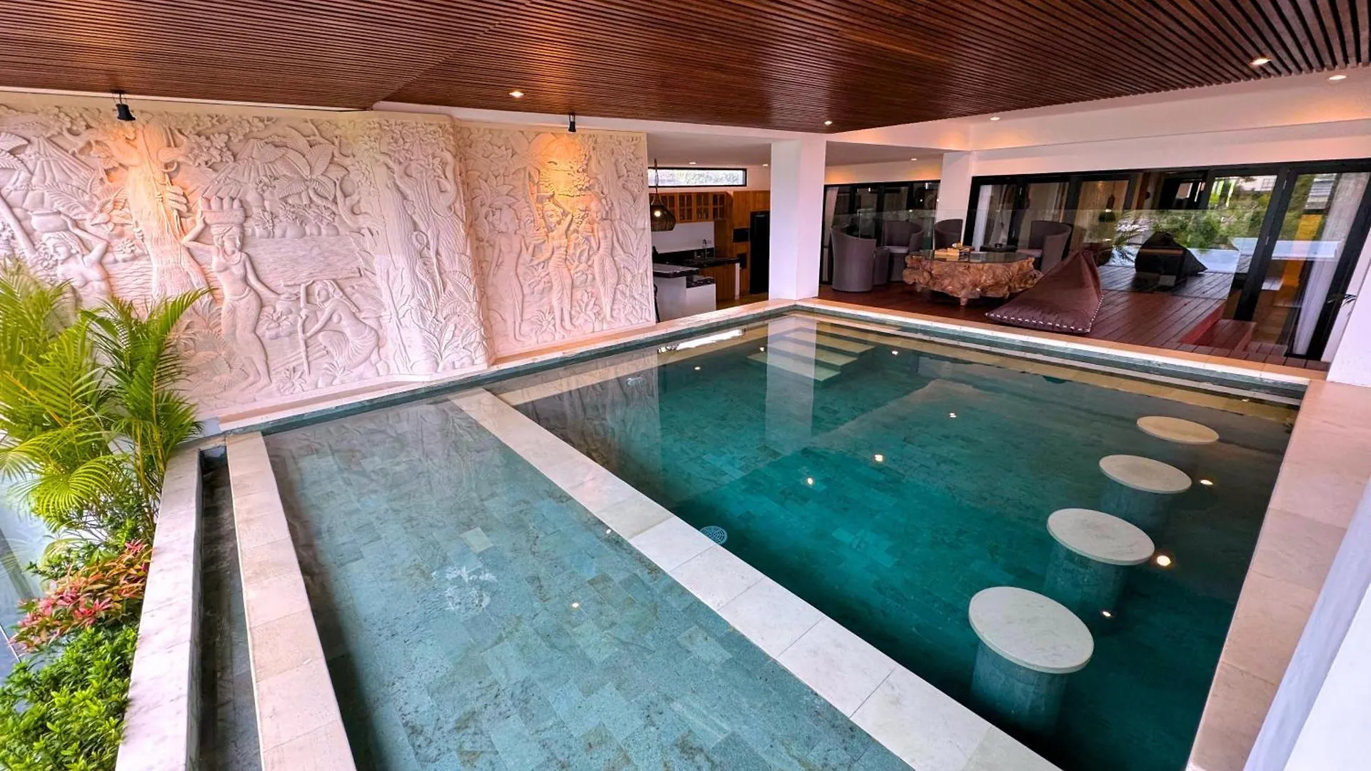 The Swan - Private Luxury Villa Suites 1, 2 & 3 乌干沙 印尼